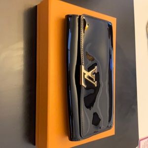 Louis Vuitton black noir clutch